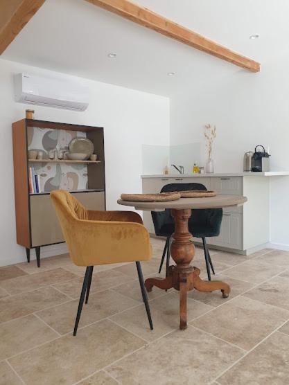 Mas Des Muses Bed & Breakfast LʼIsle-sur-la-Sorgue Dış mekan fotoğraf